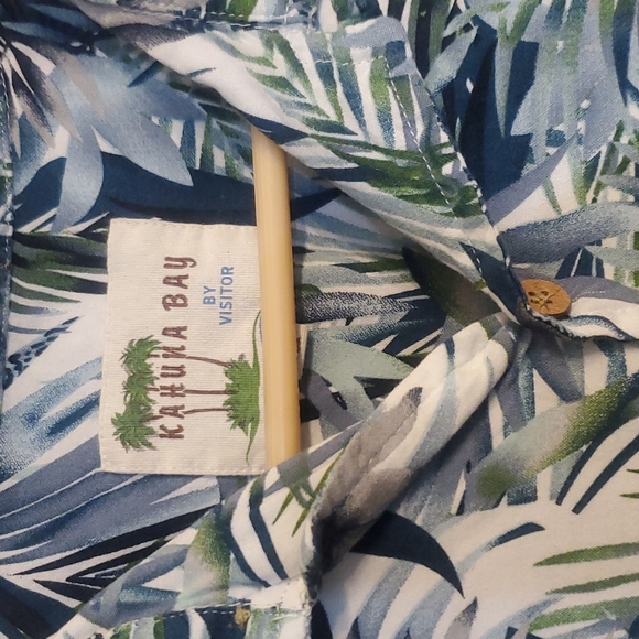 Kahuna Bay by visitor size L worn once - Picture 2 of 5